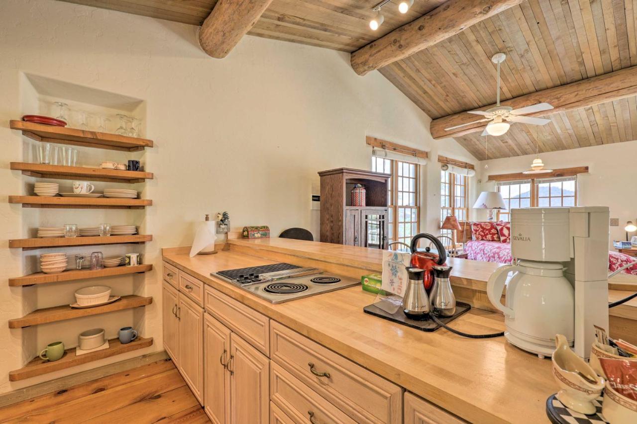 Bright Prescott Studio With Thumb Butte Views! Luaran gambar