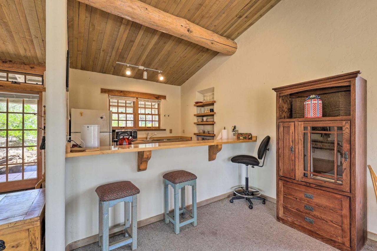 Bright Prescott Studio With Thumb Butte Views! Luaran gambar