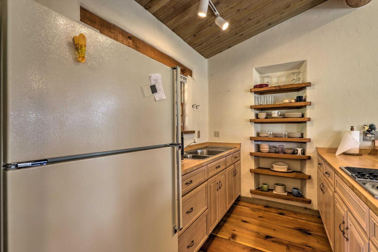 Bright Prescott Studio With Thumb Butte Views! Luaran gambar